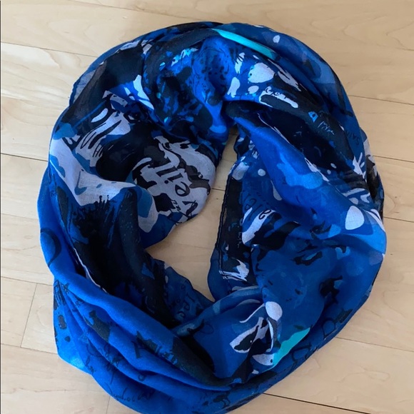 Infinity Scarf - Picture 4 of 4